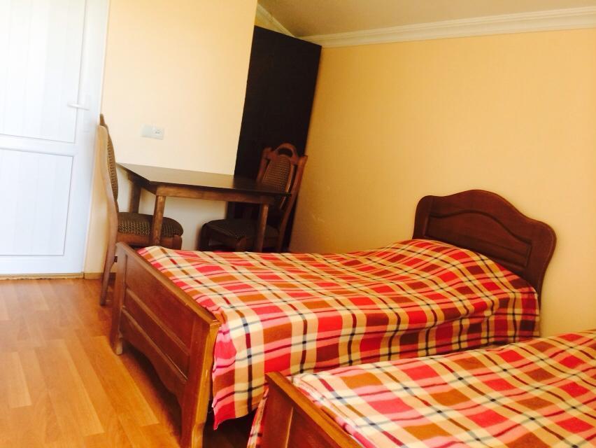 Talo'S Guest House Makhinjauri Room photo