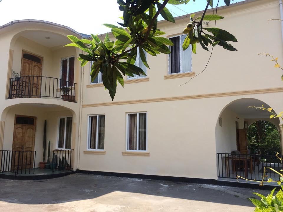 Talo'S Guest House Makhinjauri Exterior photo