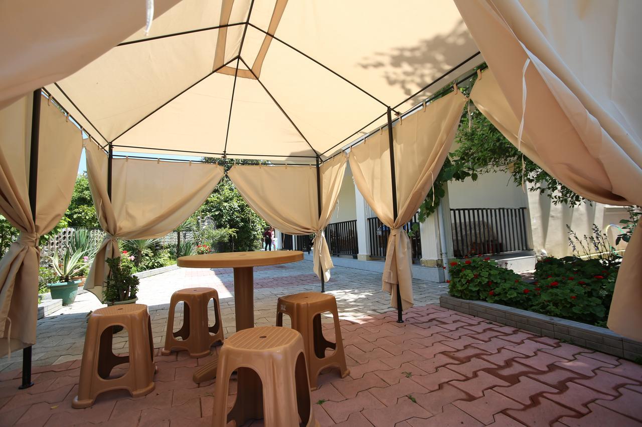 Talo'S Guest House Makhinjauri Exterior photo